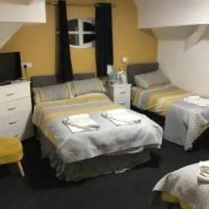 Mr Smiths/ The Old Stanley Arms Bed & Breakfast Liverpool
