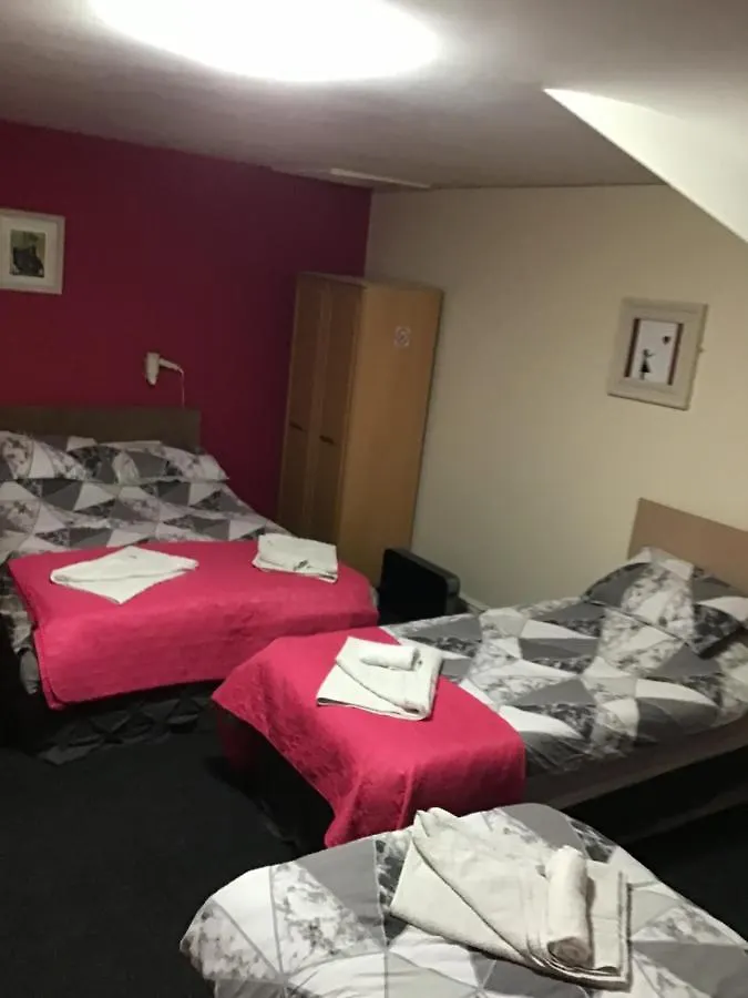 Mr Smiths/ The Old Stanley Arms Bed & Breakfast Liverpool